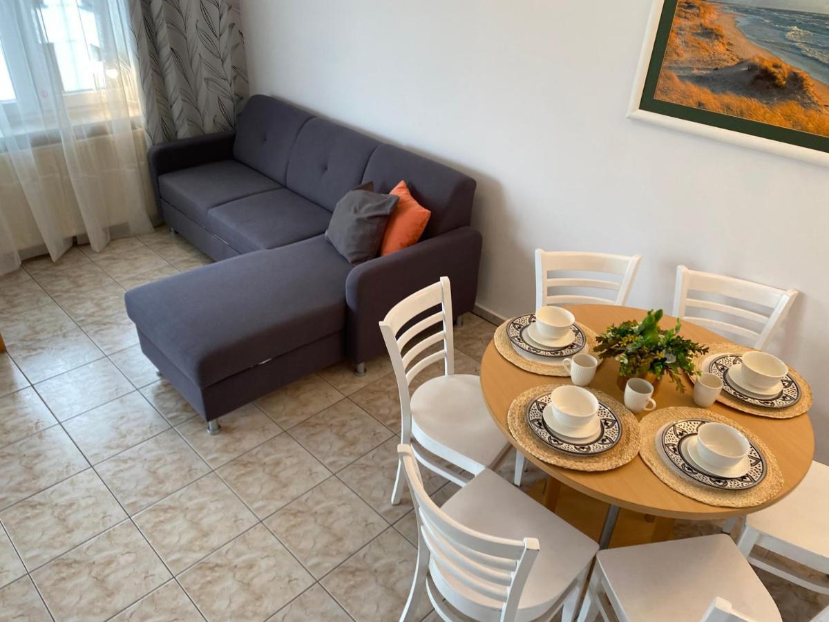 Kolobrzeg Latarnia Morska Appartement Buitenkant foto